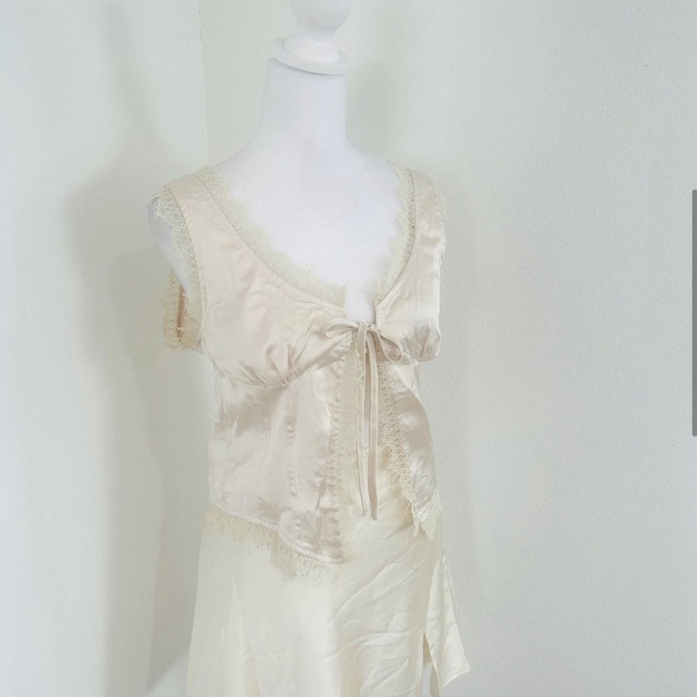 Princess Polly Mavie Set - Picture 4 of 8